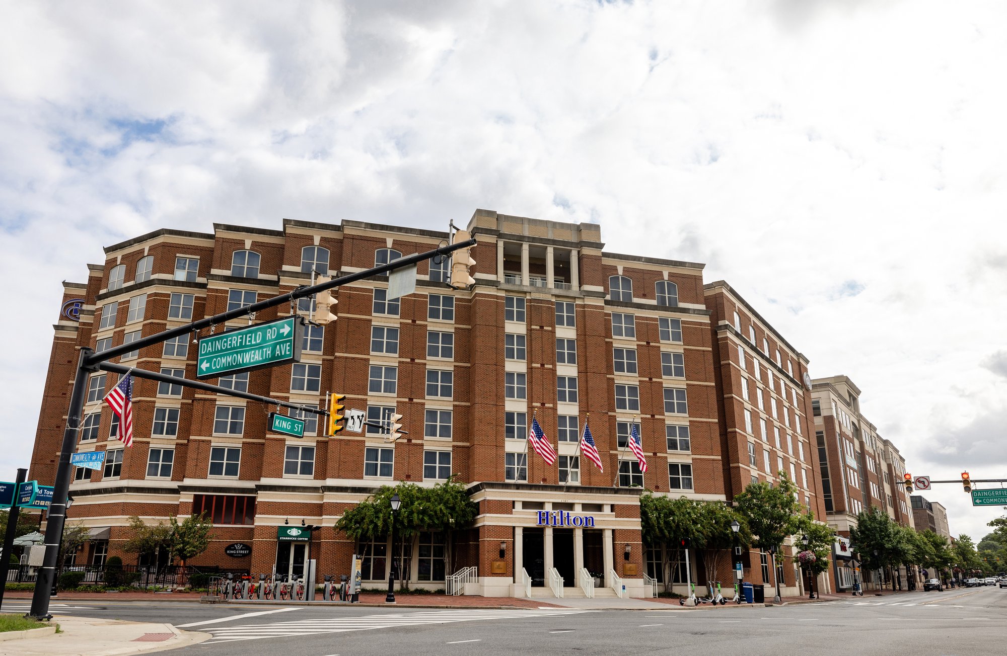 Hilton-Alexandria_Exteriors_AT-5