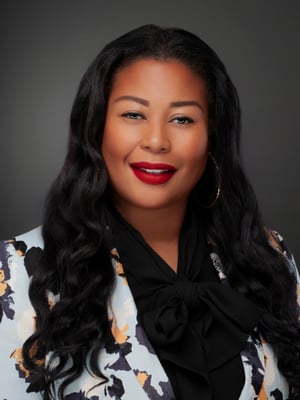 Kay Crawford Headshot