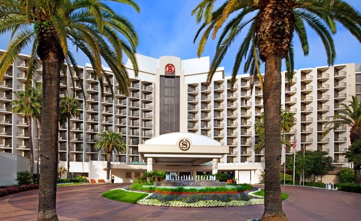 sheraton-san-diego-marina-tower-front-exterior-1735x450_f8f3b491-5056-a36a-067edbe8a7bccd83